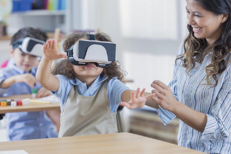 Beneficios de la realidad virtual en la educacion